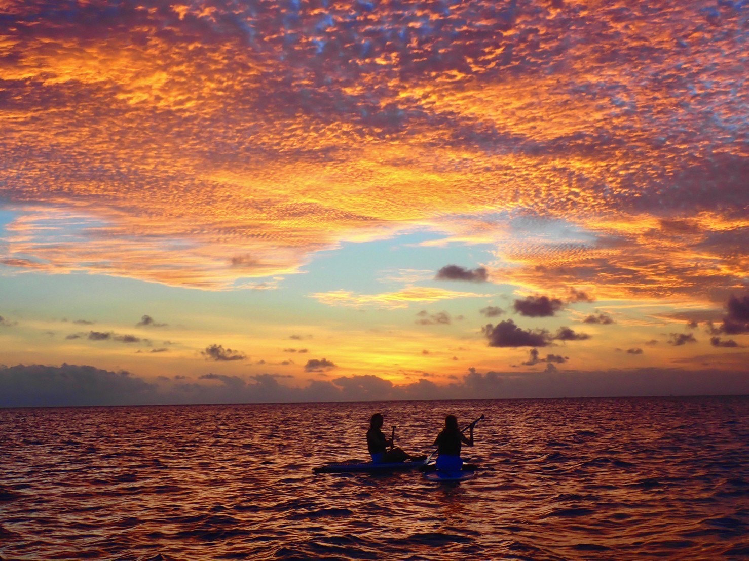 【宮古島】夕焼けの魔法に包まれるサンセットSUP体験！ ドローン写真データ無料！／3歳から参加OK！ 関連画像